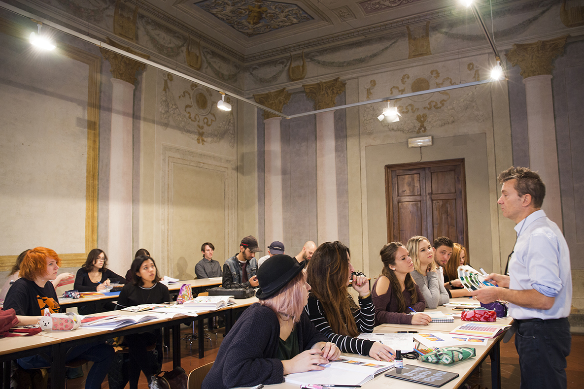 Students in Accademia Italiana classroom